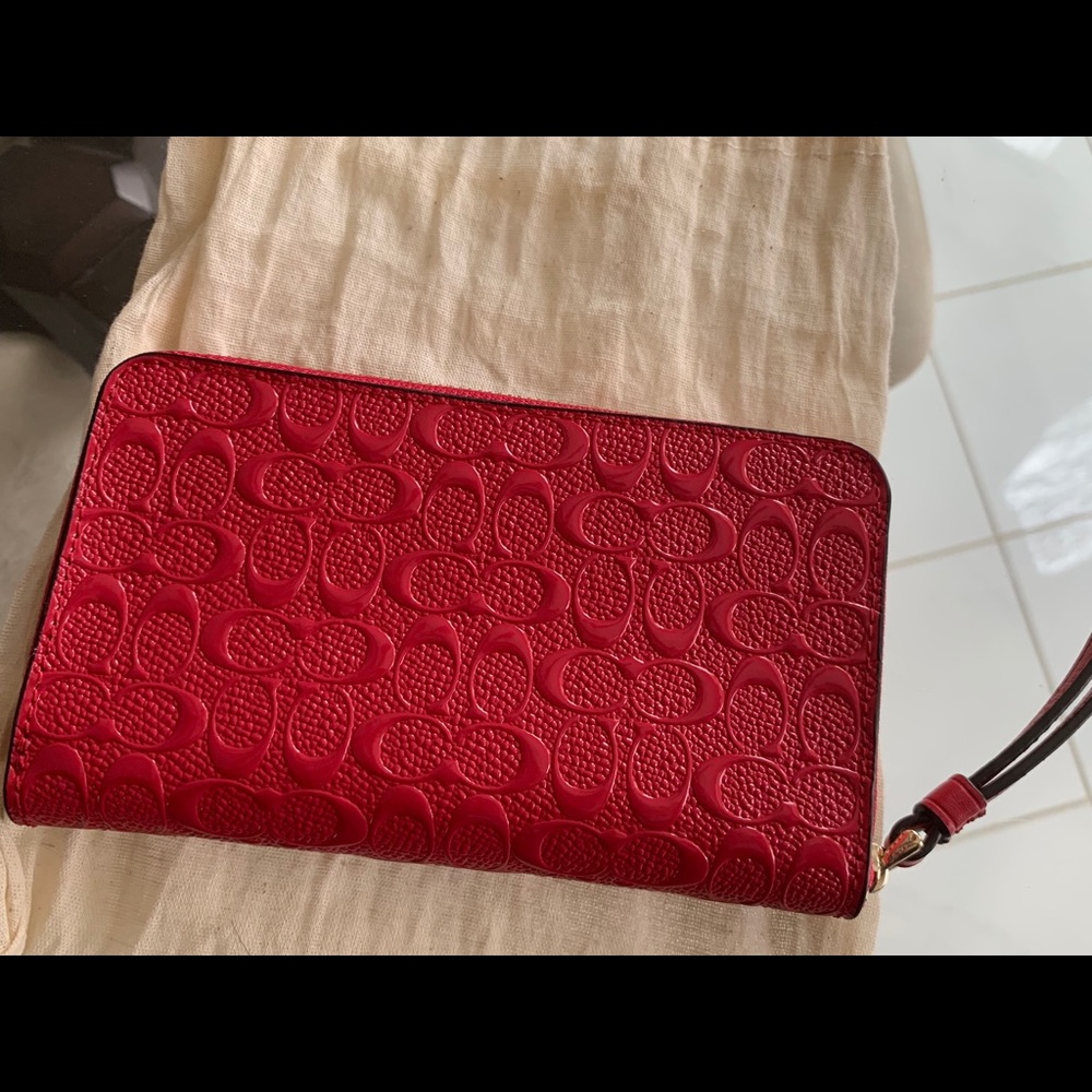 Coach wristlet - Picture 2 of 7
